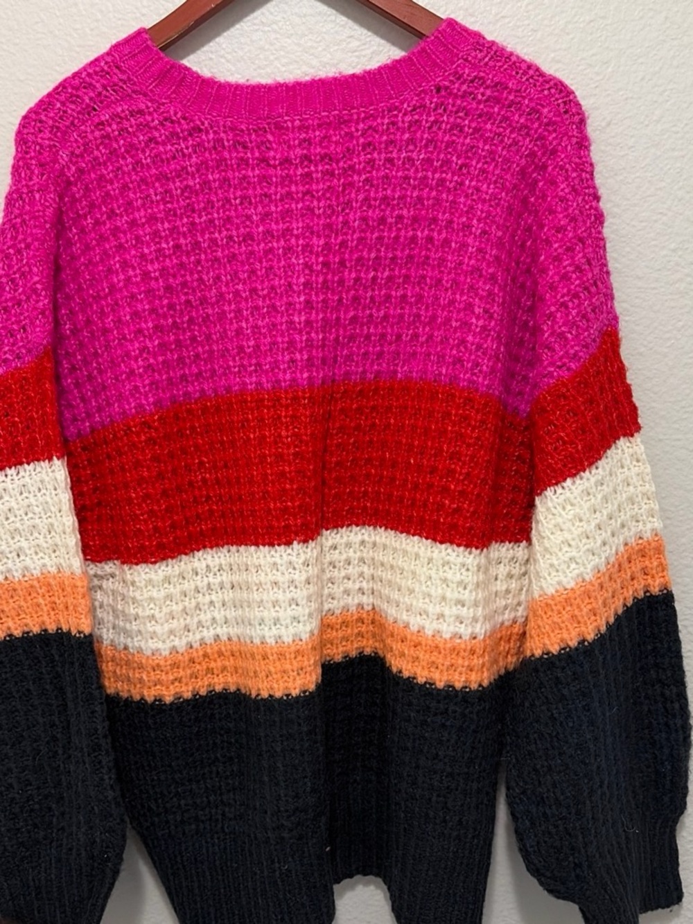 Women’s Colorblock Knit Sweater - Pink/Red/White/Peach/Black